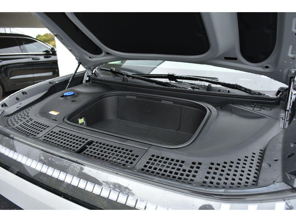 new 2026 Hyundai IONIQ 9 car, priced at $65,945