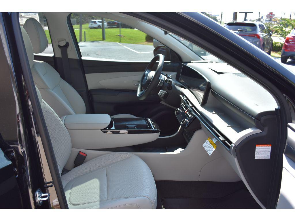 new 2025 Hyundai TUCSON Hybrid car, priced at $37,723