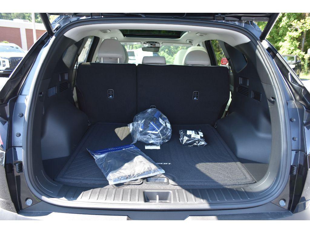 new 2025 Hyundai TUCSON Hybrid car, priced at $37,723