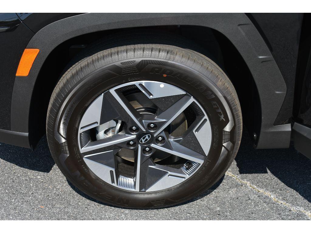 new 2025 Hyundai TUCSON Hybrid car, priced at $37,723