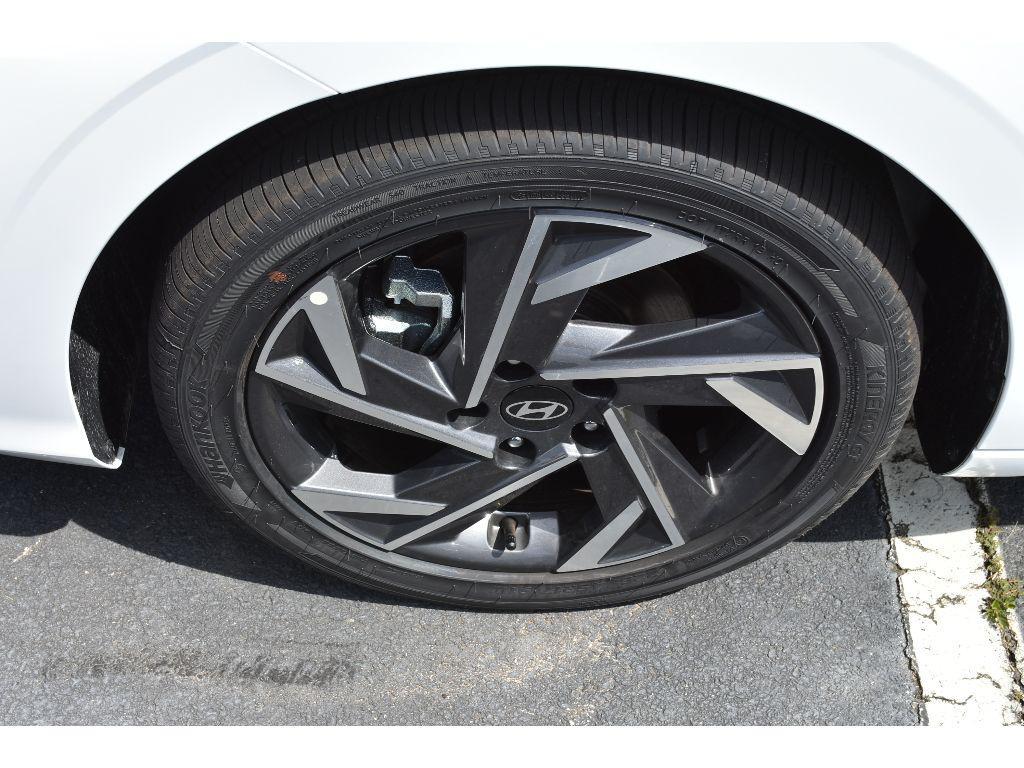 new 2025 Hyundai ELANTRA HEV car, priced at $32,115