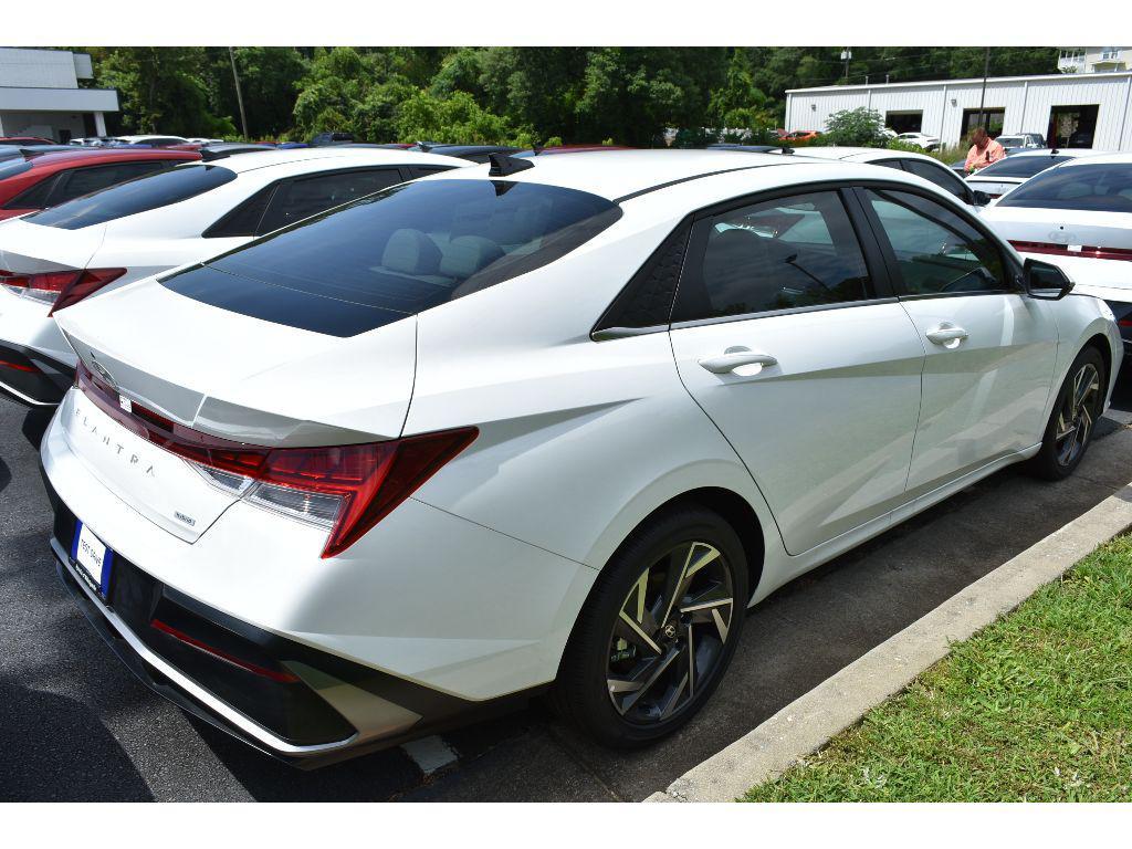 new 2025 Hyundai ELANTRA HEV car, priced at $32,115