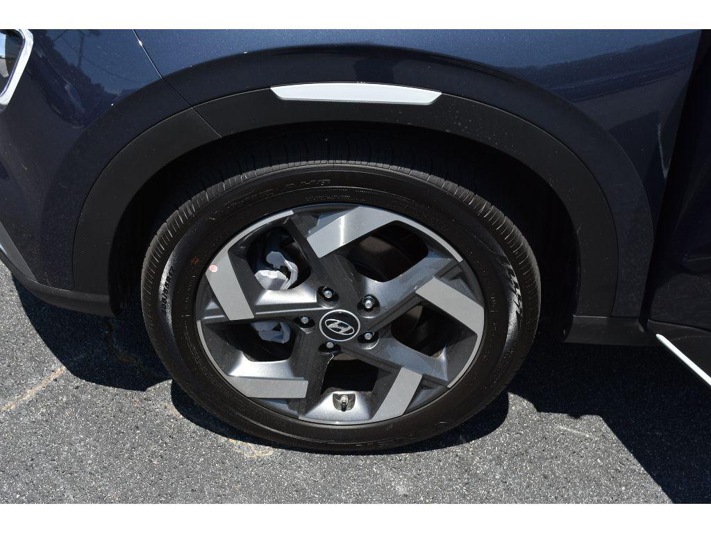 new 2025 Hyundai Venue car, priced at $25,260