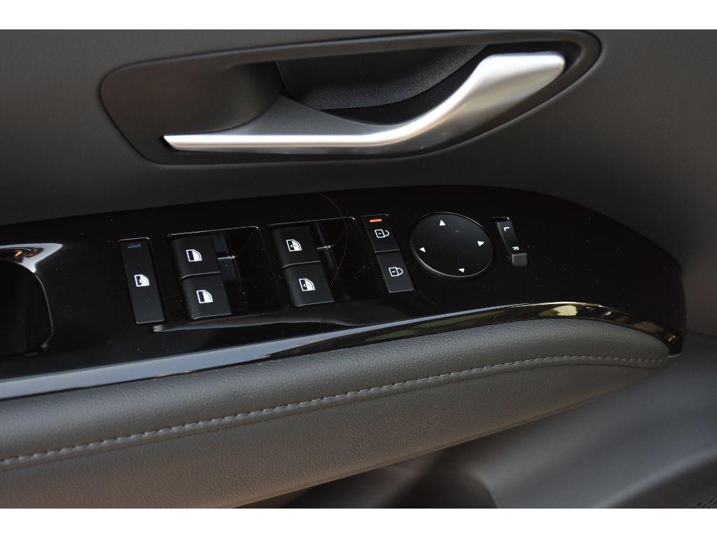 new 2025 Hyundai TUCSON Hybrid car, priced at $42,292