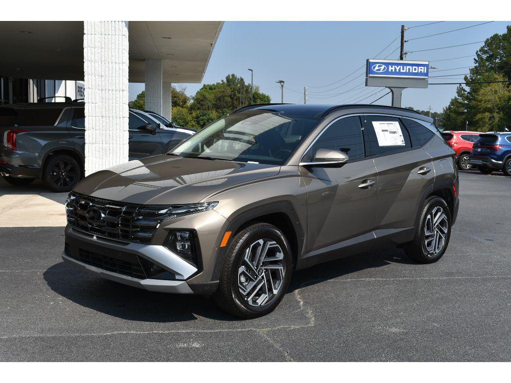 new 2025 Hyundai TUCSON Hybrid car, priced at $42,292
