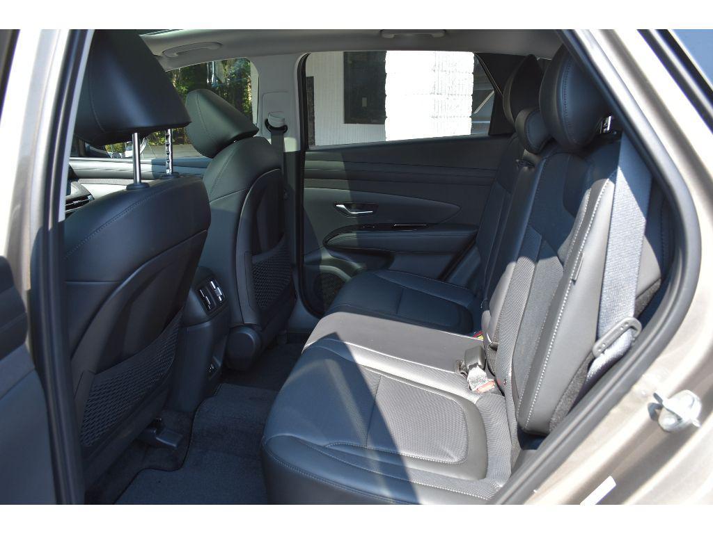 new 2025 Hyundai TUCSON Hybrid car, priced at $42,292