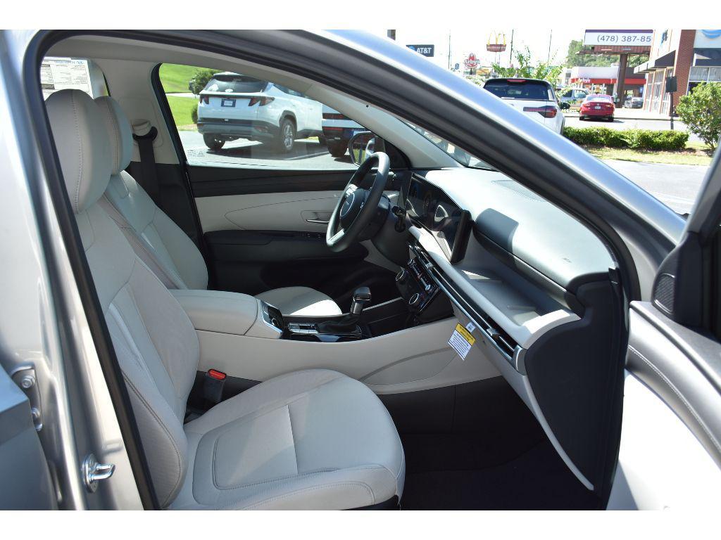 new 2025 Hyundai Tucson car, priced at $32,040