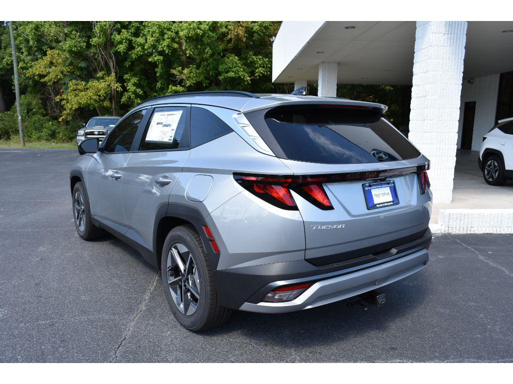 new 2025 Hyundai Tucson car, priced at $32,040