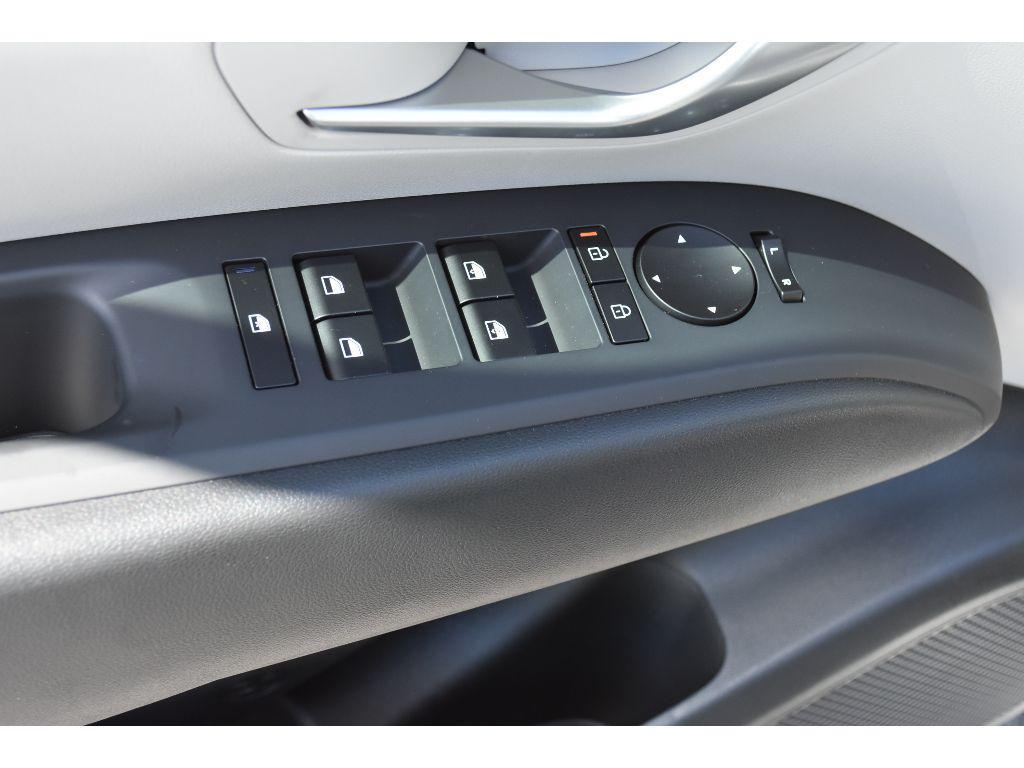 new 2025 Hyundai Tucson car, priced at $32,040