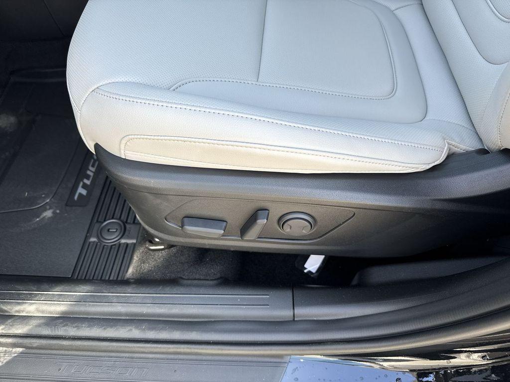 new 2025 Hyundai Tucson car, priced at $33,805