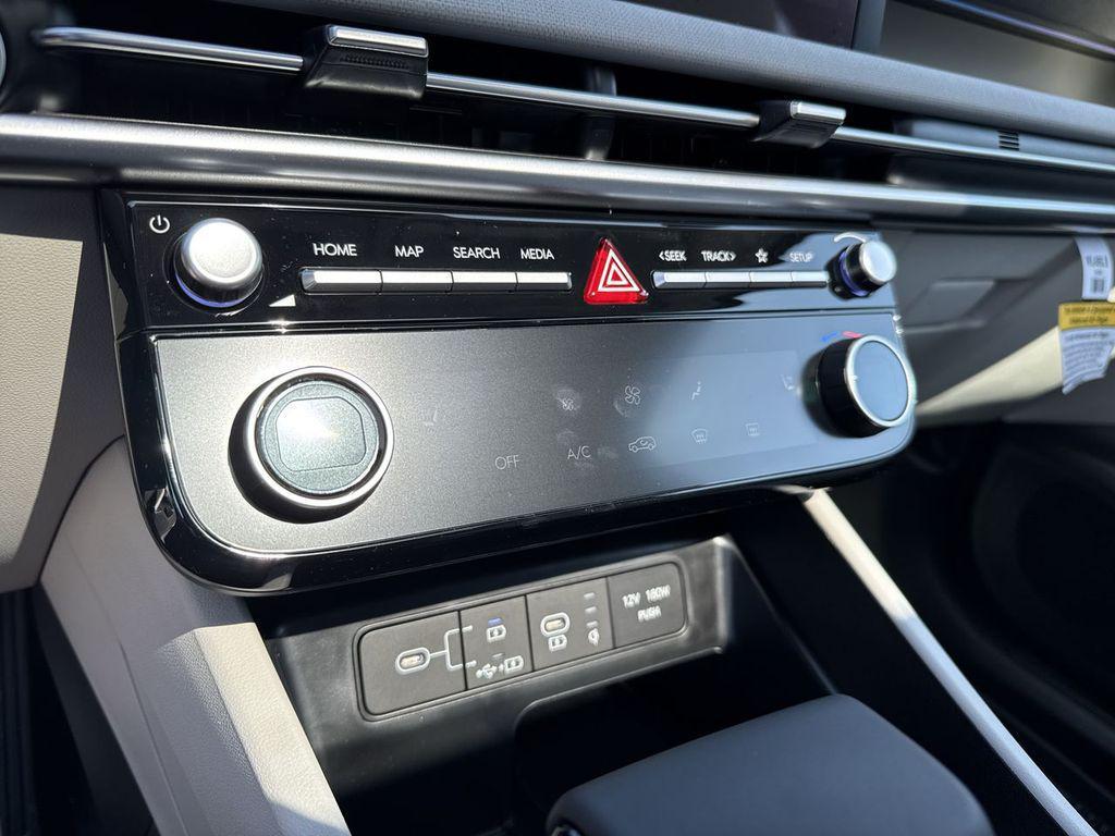 new 2025 Hyundai Tucson car, priced at $33,805