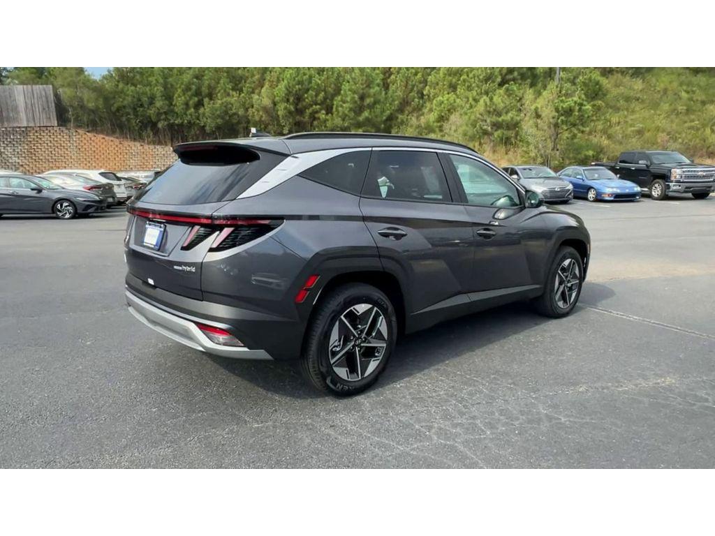 new 2025 Hyundai TUCSON Hybrid car, priced at $32,995