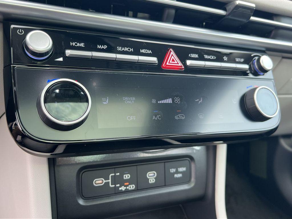 new 2025 Hyundai TUCSON Hybrid car, priced at $32,995