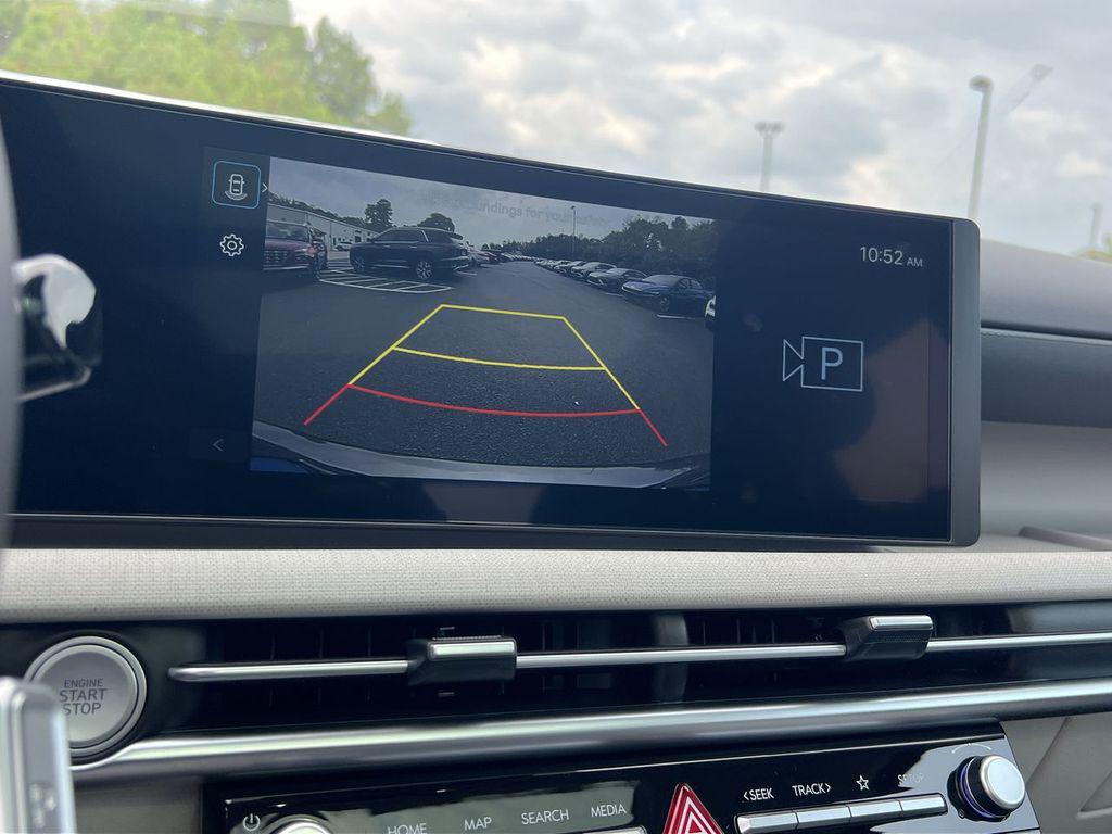 new 2025 Hyundai TUCSON Hybrid car, priced at $32,995