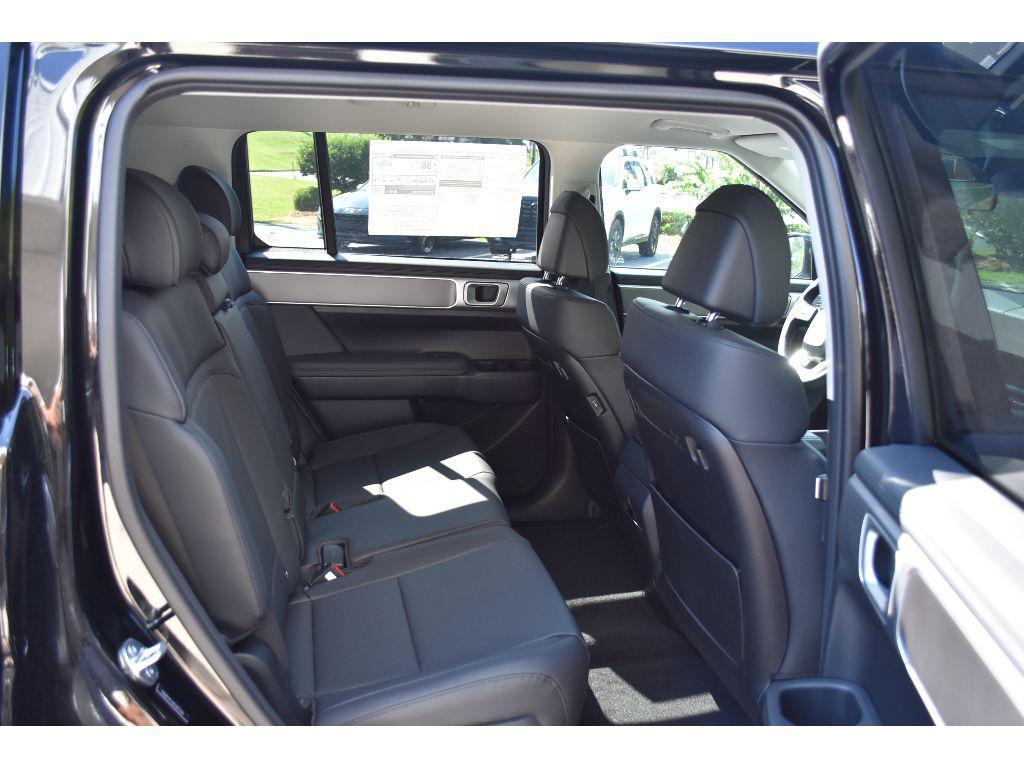 new 2025 Hyundai Santa Fe car, priced at $38,916