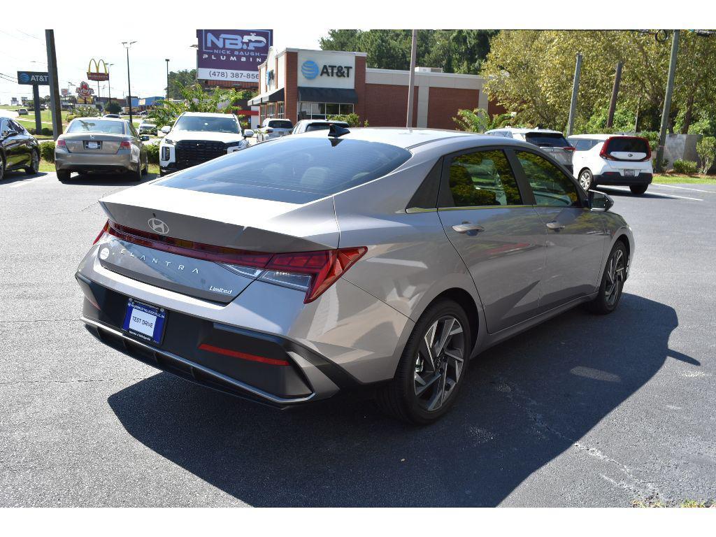 new 2025 Hyundai Elantra car, priced at $25,468