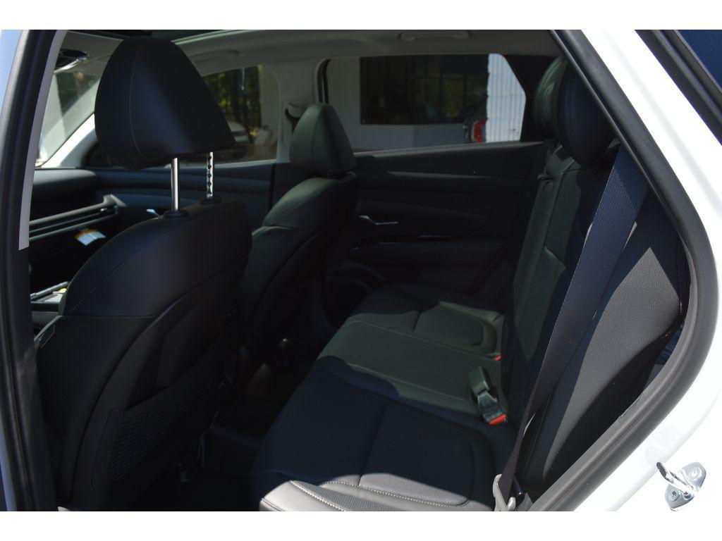 new 2025 Hyundai TUCSON Hybrid car, priced at $42,732