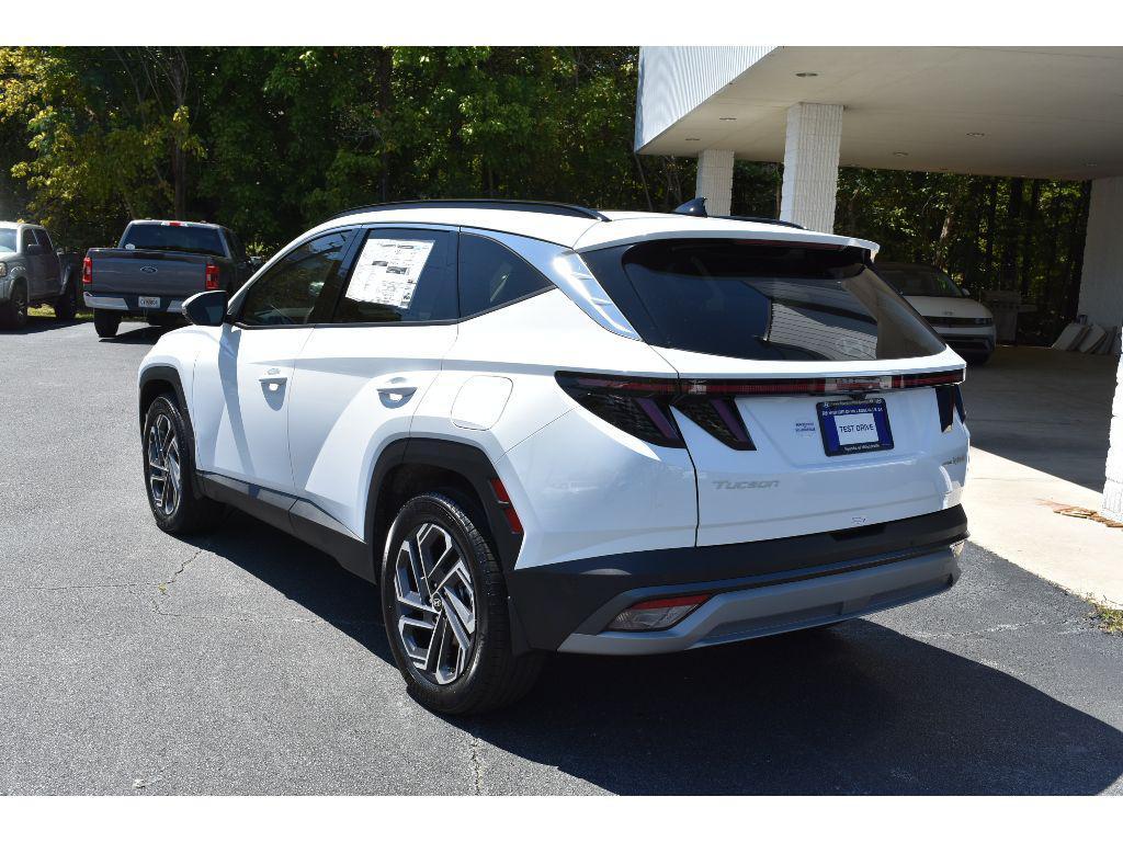 new 2025 Hyundai TUCSON Hybrid car, priced at $42,732