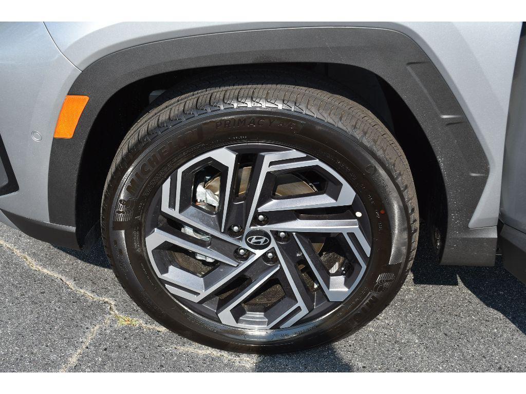 new 2025 Hyundai TUCSON Hybrid car, priced at $42,288