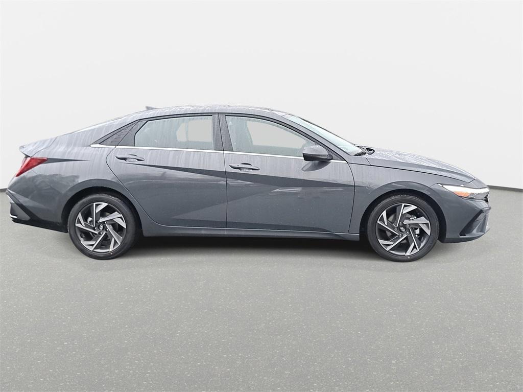 new 2024 Hyundai Elantra car, priced at $24,868