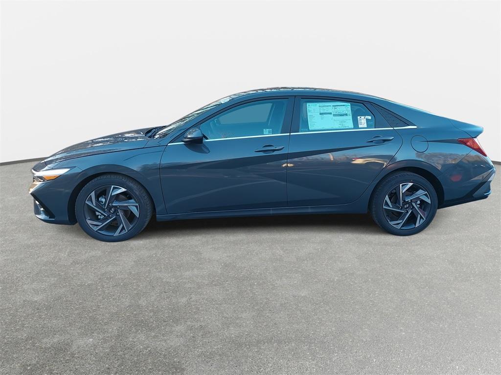 new 2024 Hyundai Elantra car, priced at $24,661