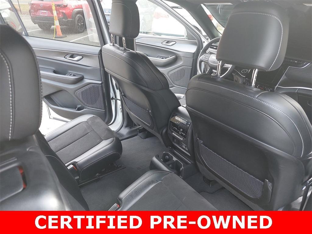 used 2023 Jeep Grand Cherokee L car, priced at $32,994