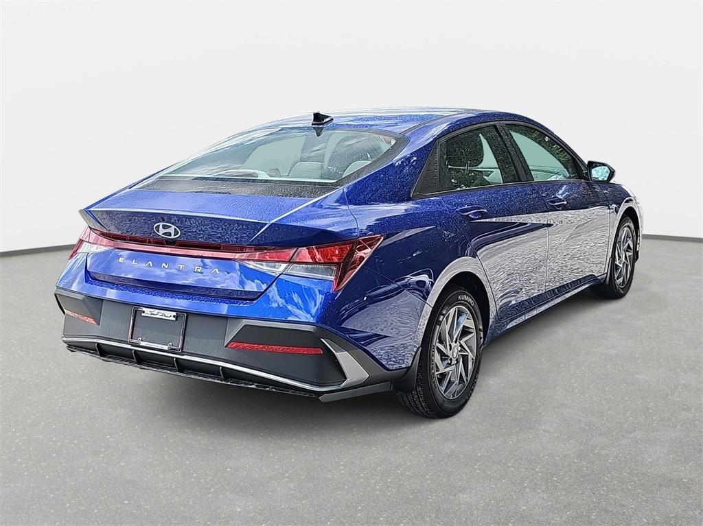 new 2024 Hyundai Elantra car, priced at $23,281