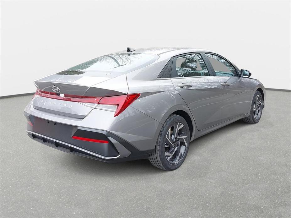 new 2024 Hyundai Elantra car, priced at $23,868