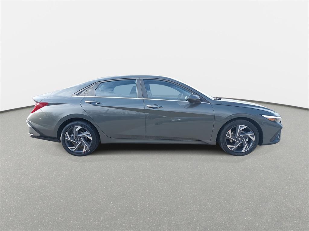 new 2025 Hyundai Elantra car, priced at $26,452