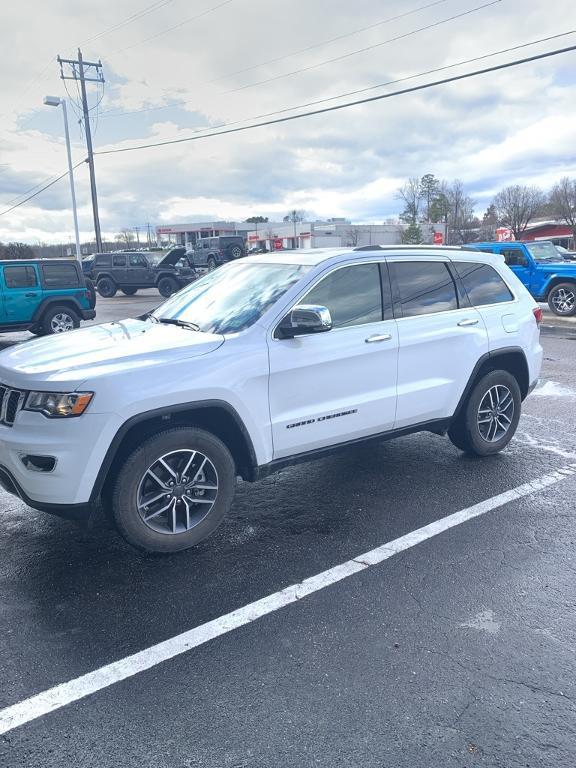 used 2021 Jeep Grand Cherokee car, priced at $27,250