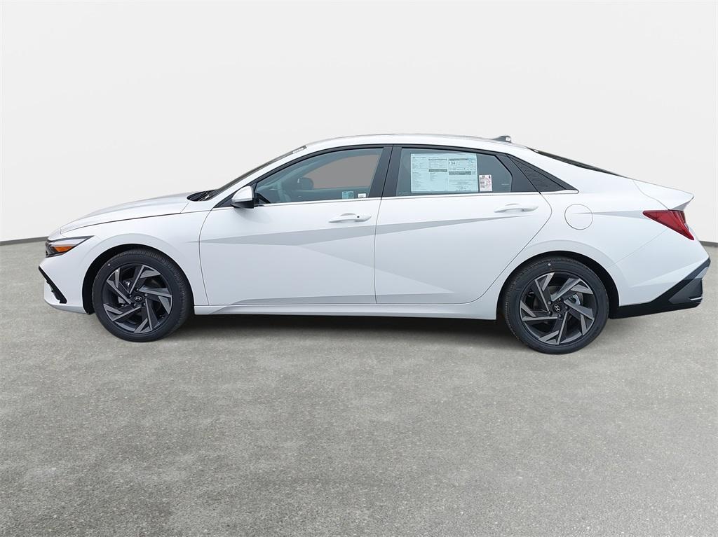 new 2024 Hyundai Elantra car, priced at $25,309