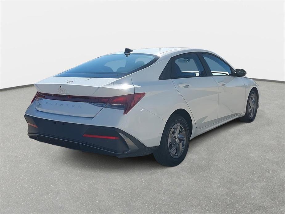 new 2025 Hyundai Elantra car, priced at $23,072