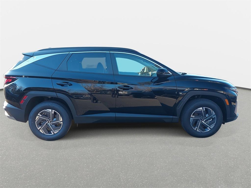 new 2025 Hyundai Tucson Hybrid car, priced at $34,462