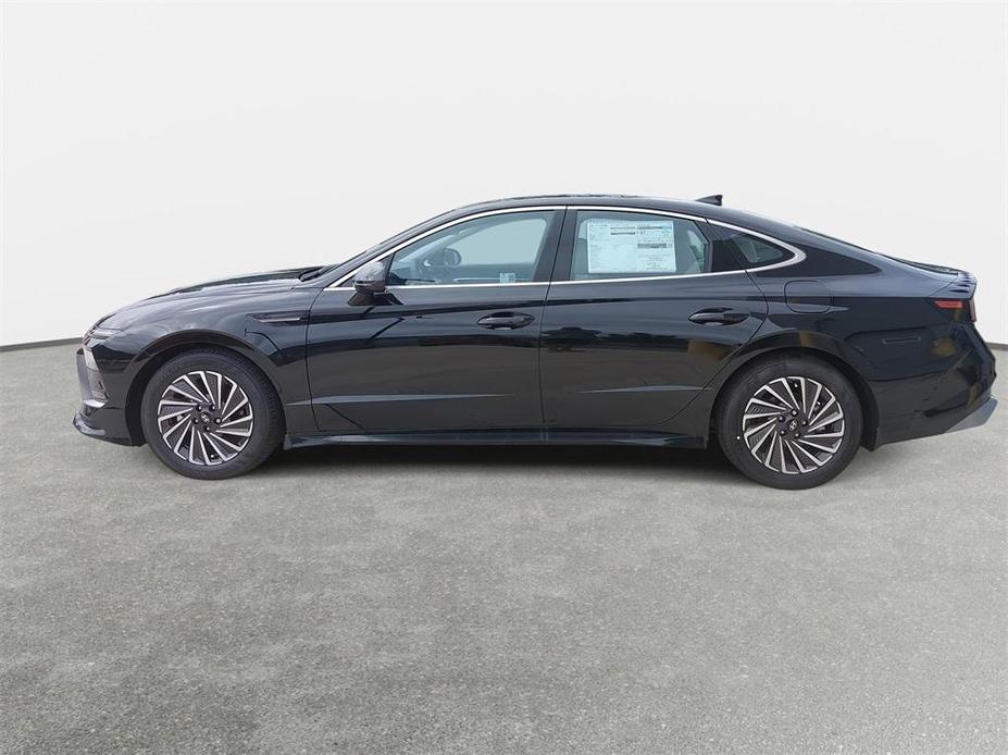 new 2024 Hyundai Sonata Hybrid car, priced at $30,797