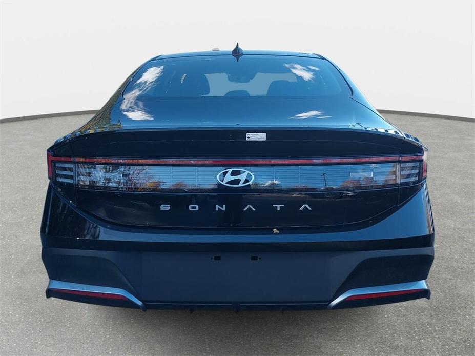 new 2025 Hyundai Sonata car, priced at $26,252