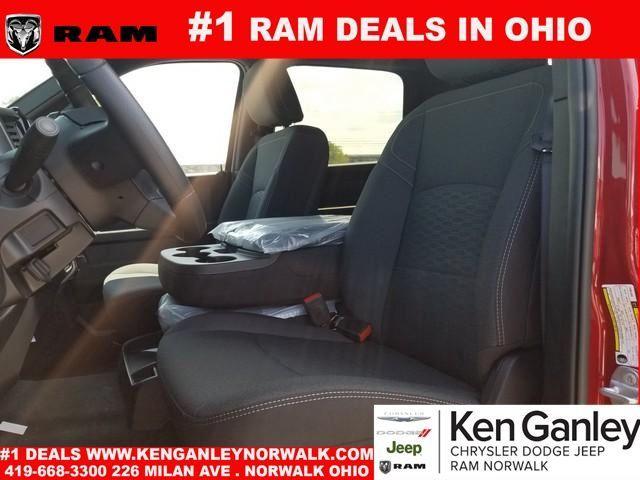 new 2025 Ram 2500 car, priced at $62,668