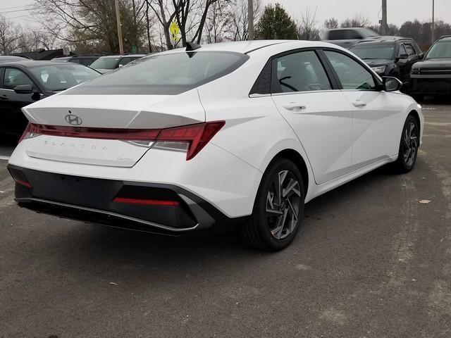 new 2025 Hyundai Elantra car, priced at $26,128