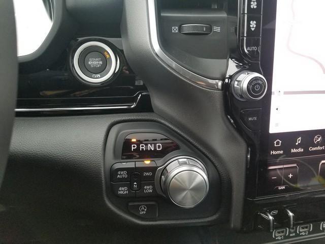 new 2025 Ram 1500 car, priced at $69,031