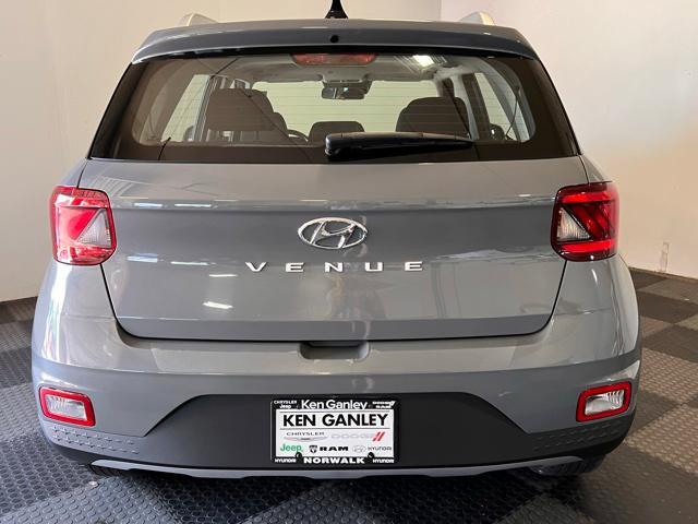 used 2022 Hyundai Venue car, priced at $14,998