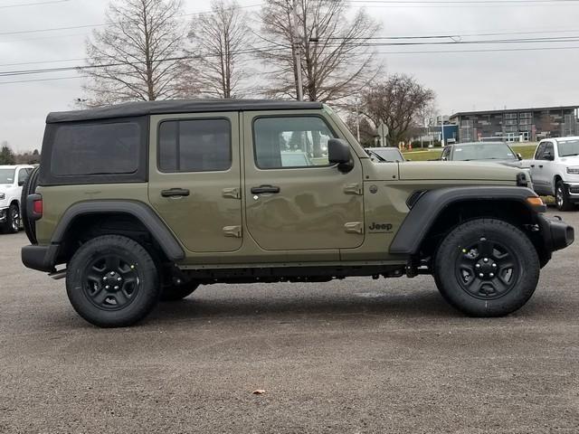 new 2025 Jeep Wrangler car, priced at $35,778