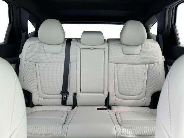 new 2025 Hyundai TUCSON Hybrid car, priced at $37,993