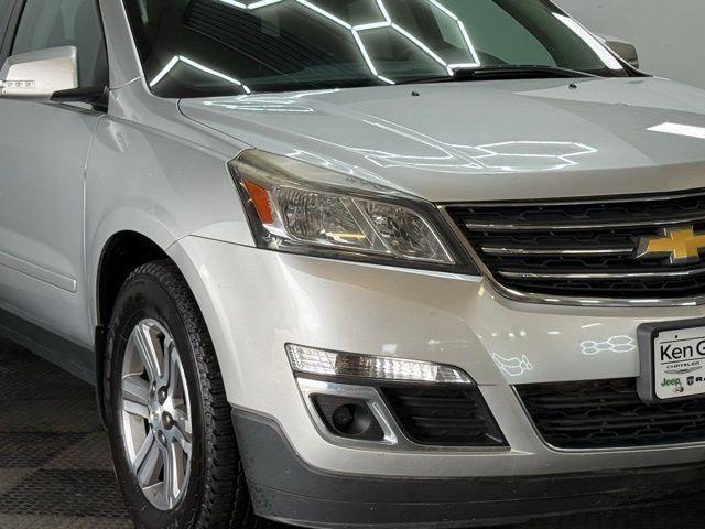 used 2015 Chevrolet Traverse car, priced at $10,498