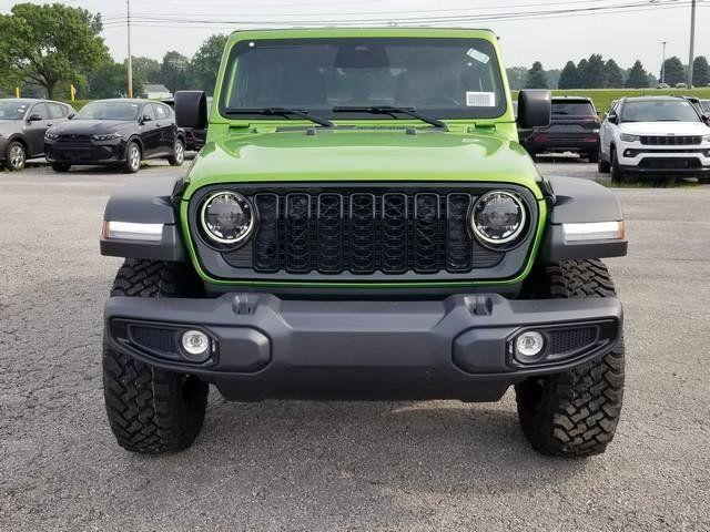 new 2025 Jeep Wrangler car, priced at $47,075