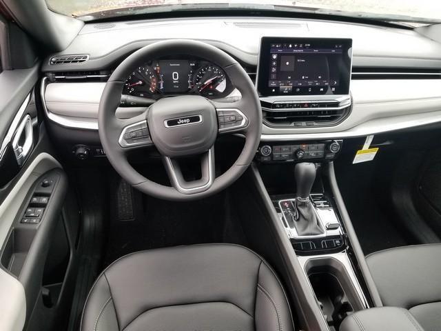 new 2025 Jeep Compass car, priced at $31,993