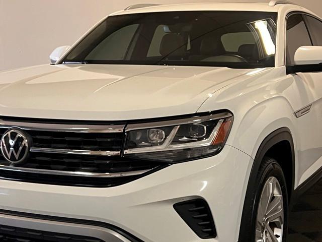 used 2020 Volkswagen Atlas Cross Sport car, priced at $18,989