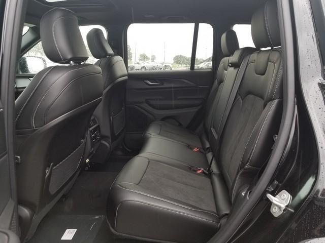new 2025 Jeep Grand Cherokee car, priced at $45,730