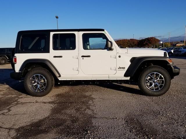 new 2025 Jeep Wrangler car, priced at $42,571