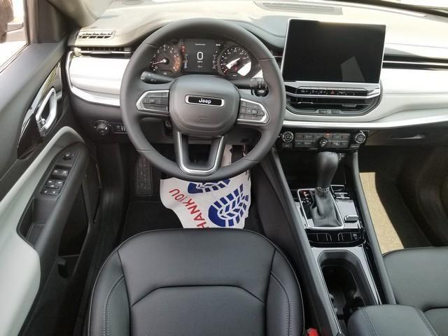 new 2025 Jeep Compass car, priced at $31,993