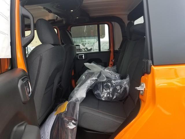 new 2025 Jeep Gladiator car, priced at $48,972
