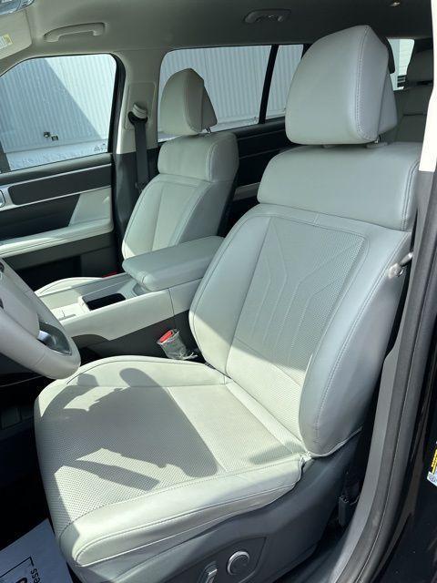 used 2024 Hyundai Santa Fe car, priced at $30,489